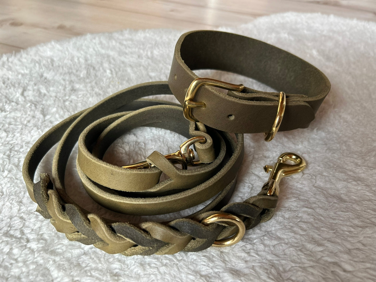 4 cm breites Halsband-Leinenset aus Fettleder